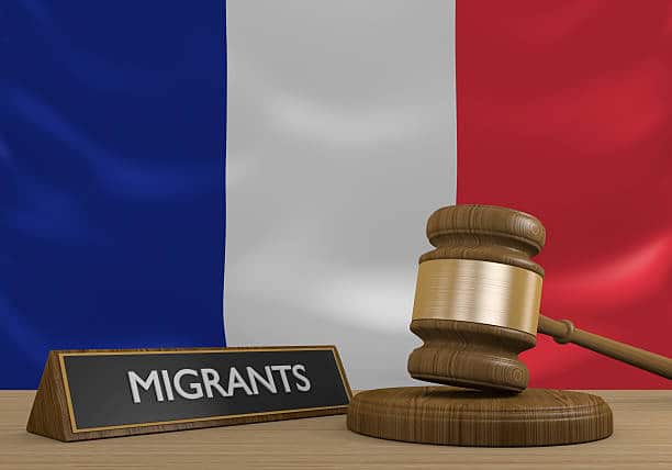 recours en cas de retard important dans le traitement de la demande de naturalisation