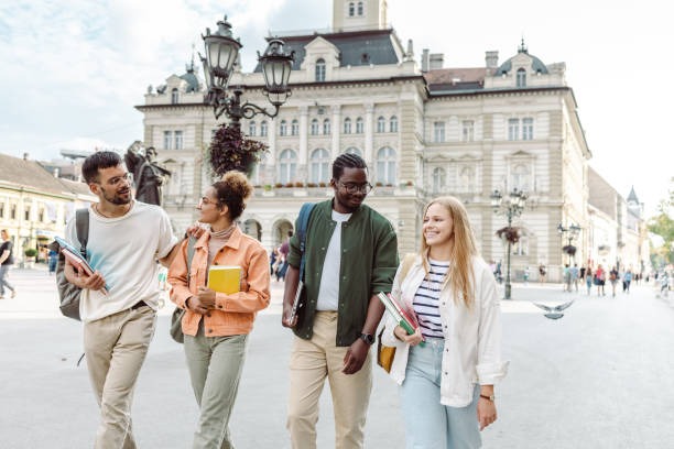 règles étudiants étrangers souhaitent travailler